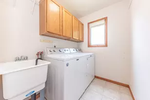 535 Sycamore Cir, Saline, MI 48176 - Photo 25