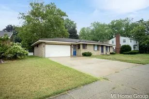 311 W 32nd St, Holland, MI 49423 - Photo 3