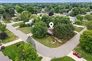 2078 Fernwood Dr, Jenison, MI 49428 - Photo 5
