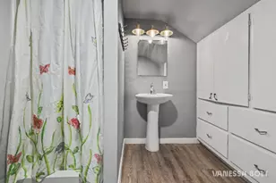 2561 Belfast Ave SE, Grand Rapids, MI 49507 - Photo 19