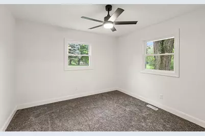 6627 S Jackson Road, Jackson, MI 49201 - Photo 9