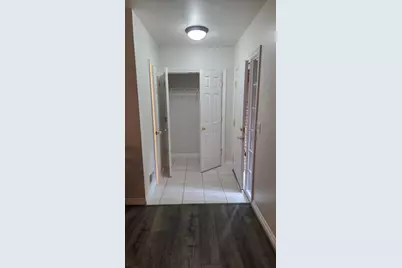 5722 Wellesley Lane, Ypsilanti, MI 48197 - Photo 5