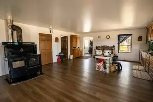 40700 63rd St, Bangor, MI 49013 - Photo 17