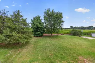 268 Somerset Dr, Brooklyn, MI 49230 - Photo 3