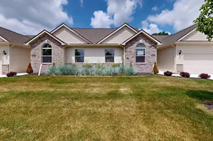 5391 Swan Dr, Burton, MI 48509 - Photo 15