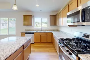5391 Swan Dr, Burton, MI 48509 - Photo 17