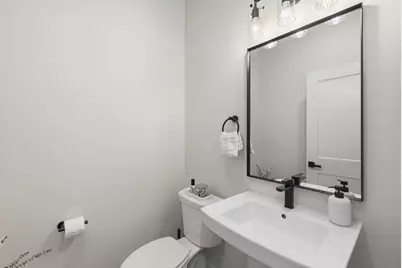 629 Fairview Avenue NE #1, Grand Rapids, MI 49503 - Photo 9
