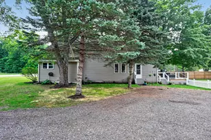 1113 Napoleon Rd, Jackson, MI 49201 - Photo 5