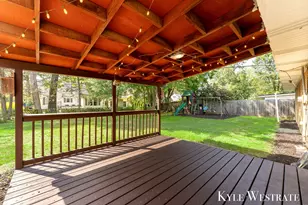 3555 Chippewa Dr, Norton Shores, MI 49441 - Photo 35
