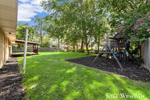 3555 Chippewa Dr, Norton Shores, MI 49441 - Photo 41