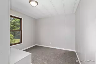 7129 Eldred Ave NE, Rockford, MI 49341 - Photo 23