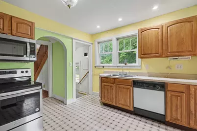 598 S Brooks Road, Muskegon, MI 49442 - Photo 9