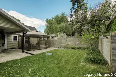 762 Parkwood Drive, Six Lakes, MI 48886 - Photo 29