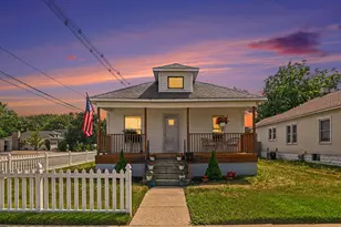 1448 Columbus Ave, Grand Haven, MI 49417 - Photo 5