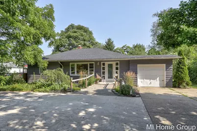 252 Thomas Street, Allegan, MI 49010 - Photo 3