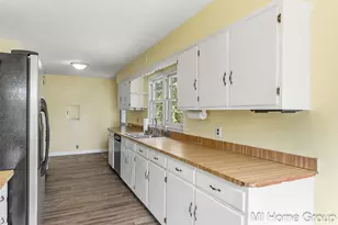 252 Thomas St, Allegan, MI 49010 - Photo 29