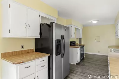 252 Thomas Street, Allegan, MI 49010 - Photo 31