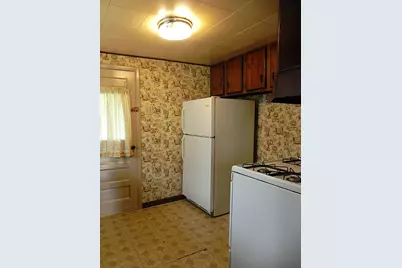 322 N Lakeview Avenue, Sturgis, MI 49091 - Photo 9