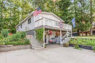 2144 E Lake Mitchell Dr, Cadillac, MI 49601 - Photo 41
