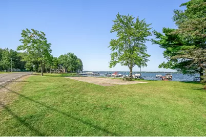 2144 E Lake Mitchell Drive, Cadillac, MI 49601 - Photo 7