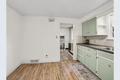 384 N 6th Avenue, Fruitport, MI 49415 - Photo 11