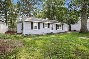 384 N 6th Ave, Fruitport, MI 49415 - Photo 5