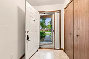 32917 Chapman Cir, Westland, MI 48185 - Photo 5