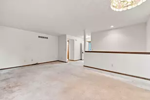 32917 Chapman Cir, Westland, MI 48185 - Photo 7