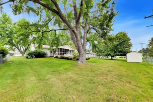 1342 Maiden Ln, Saint Joseph, MI 49085 - Photo 39