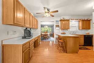 1864 Greenly Ave, Benton Harbor, MI 49022 - Photo 9