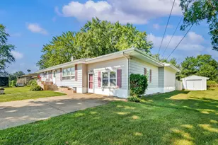 1864 Greenly Ave, Benton Harbor, MI 49022 - Photo 1
