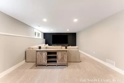 7285 Sue Marie Lane, Muskegon, MI 49442 - Photo 39