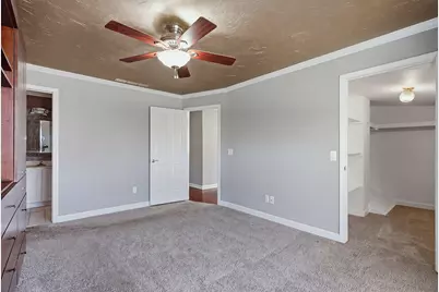 37782 Jefferson Avenue, Harrison, MI 48045 - Photo 13