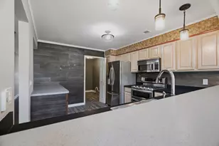 37782 Jefferson Ave, Harrison, MI 48045 - Photo 9