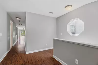37782 Jefferson Avenue, Harrison, MI 48045 - Photo 7