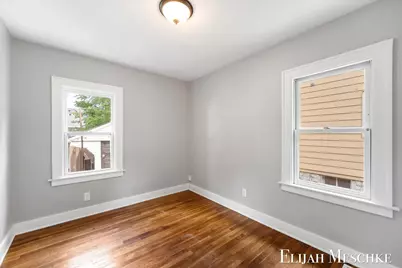 936 Valley Avenue NW, Grand Rapids, MI 49504 - Photo 23