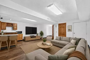 1802 Lakeshore Dr, Saint Joseph, MI 49085 - Photo 21