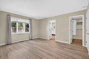 1802 Lakeshore Dr, Saint Joseph, MI 49085 - Photo 13