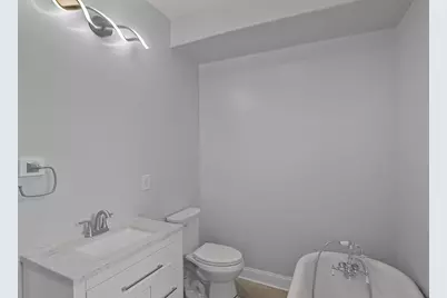 92 W Philadelphia Street #Lower, Detroit, MI 48202 - Photo 7