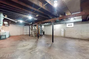 865 W Marshall St, Ferndale, MI 48220 - Photo 17