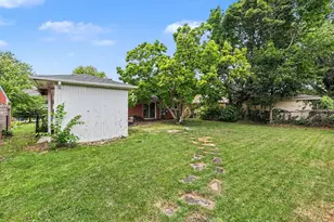 1597 Greenview Dr, Ann Arbor, MI 48103 - Photo 23