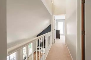 576 Fernhurst Ct, Lake Orion, MI 48362 - Photo 19