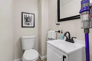 592 S 7th St, Ann Arbor, MI 48103 - Photo 11