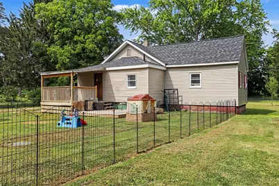 10126 4 Mile Road, East Leroy, MI 49051 - Photo 15