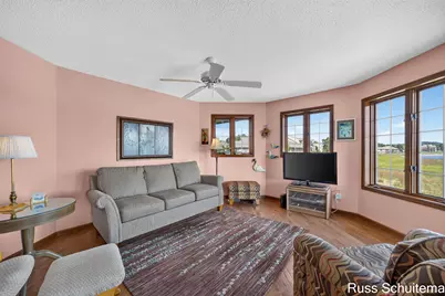 1682 W Harbour Towne Circle, Muskegon, MI 49441 - Photo 27