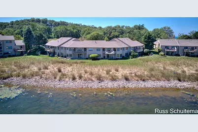1682 W Harbour Towne Circle, Muskegon, MI 49441 - Photo 83