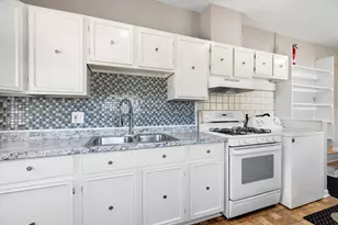 28674 Krauter St, Garden City, MI 48135 - Photo 9