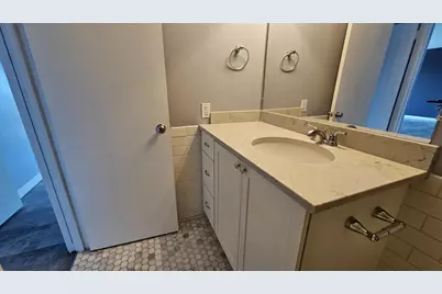 1300 E Lafayette Street #305, Detroit, MI 48207 - Photo 19