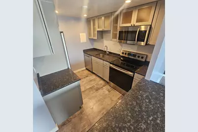 1300 E Lafayette Street #305, Detroit, MI 48207 - Photo 7