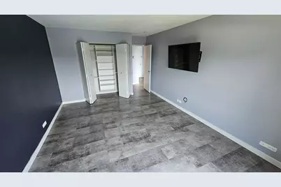 1300 E Lafayette Street #305, Detroit, MI 48207 - Photo 17